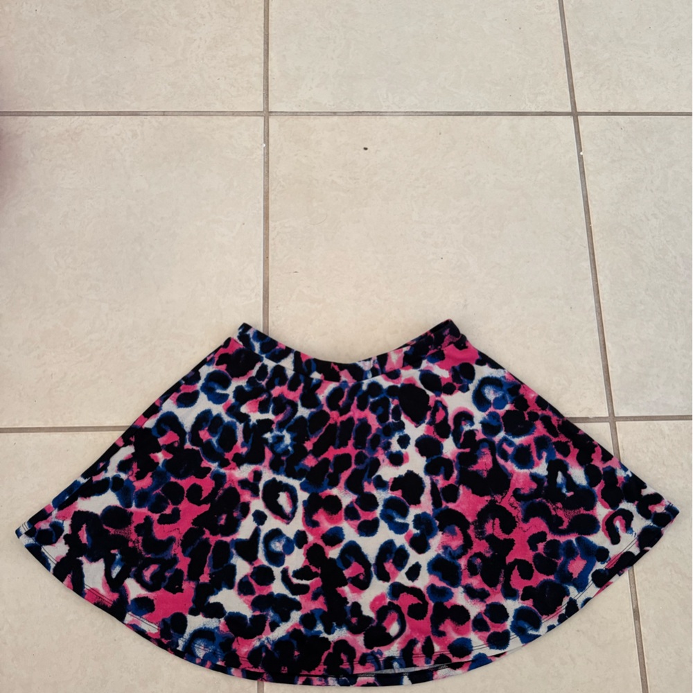 Vibrant Leopard Print Skirt